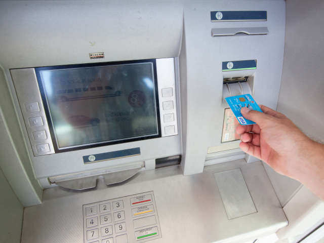 pocasie, teplo, bankomat