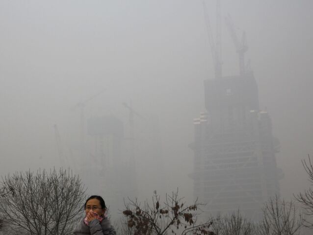 Čína, Peking, smog, znečistenie ovzdušia, rúška,