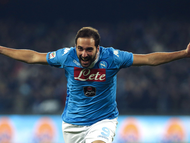 Gonzalo Higuaín, SSC Neapol