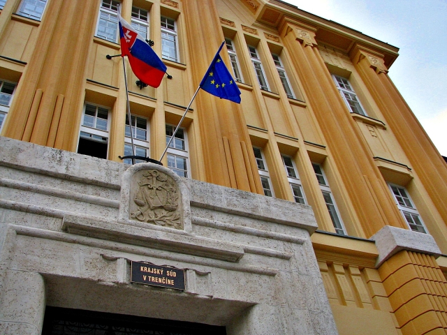 Krajský súd, Trenčín