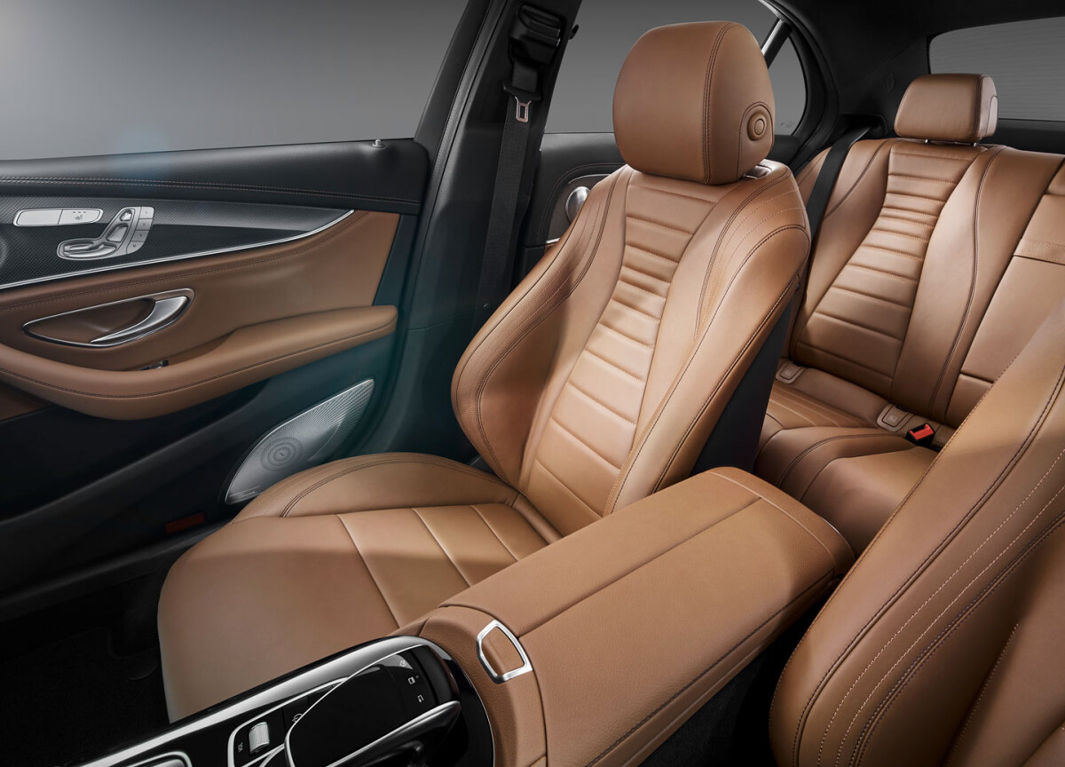 Mercedes-Benz E - 2016