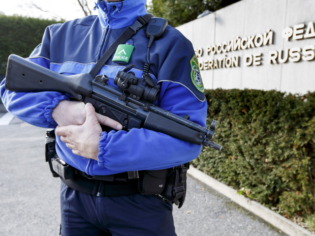 Švajčiarsko, Ženeva, policajt