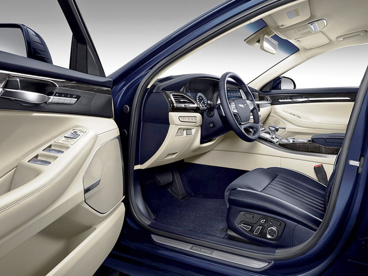 Genesis G90
