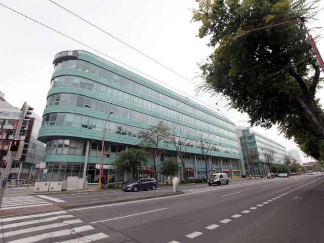 apollo business center I. abcI, stahovanie