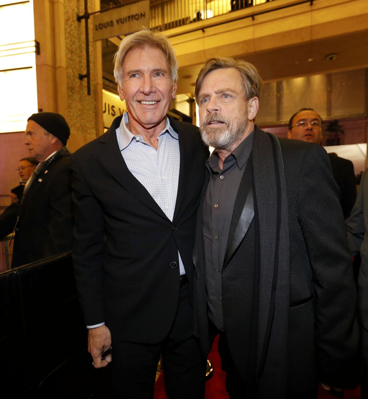 Herec Harrison Ford (vľavo) a jeho bývalý kolega Mark Hamill.