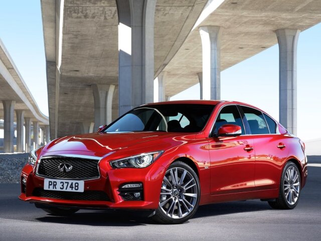 Infiniti Q50 Red Sport - 2016