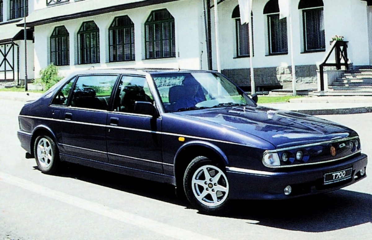 Tatra 700 5