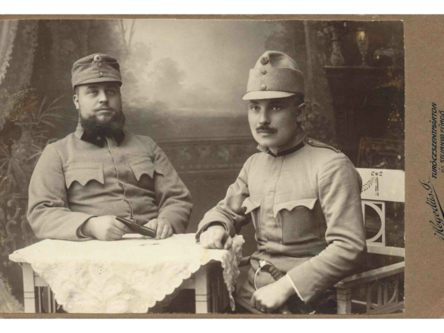 Ivan Stodola, Miloš Vanča, historická fotografia