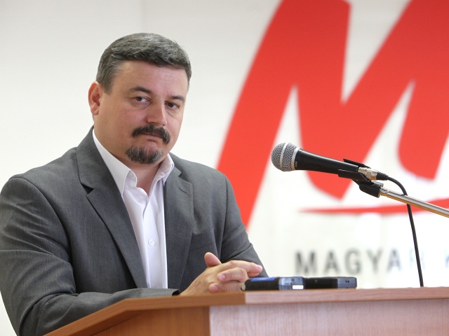 József Berényi, SMK