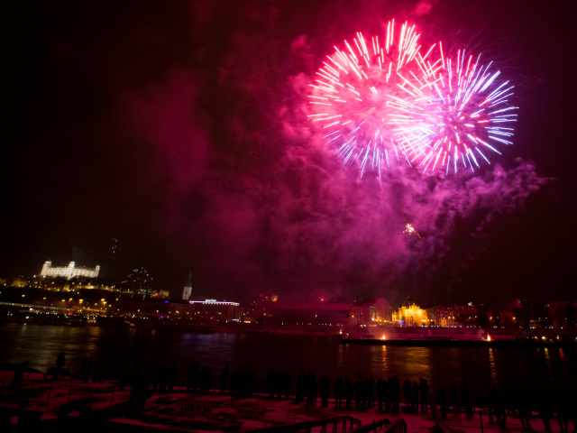 Silvester 2014, bratislava, ohňostroj