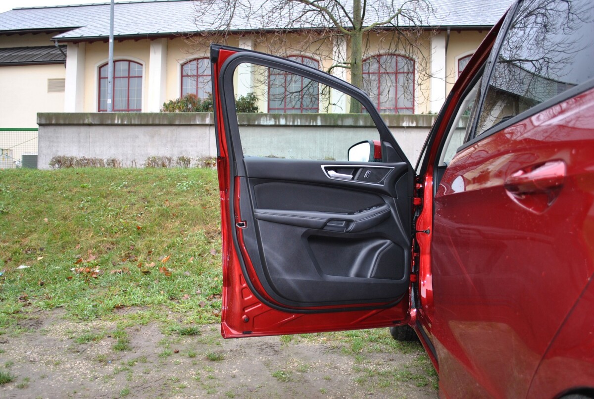 Ford S-Max