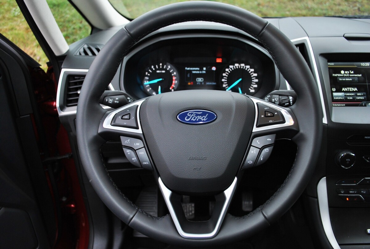 Ford S-Max