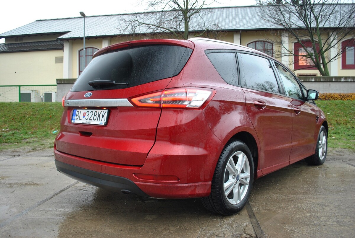 Ford S-Max