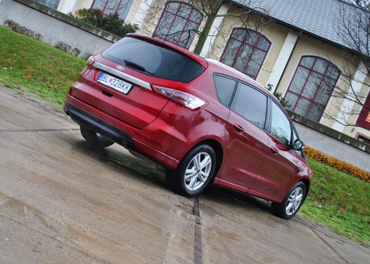 Ford S-Max