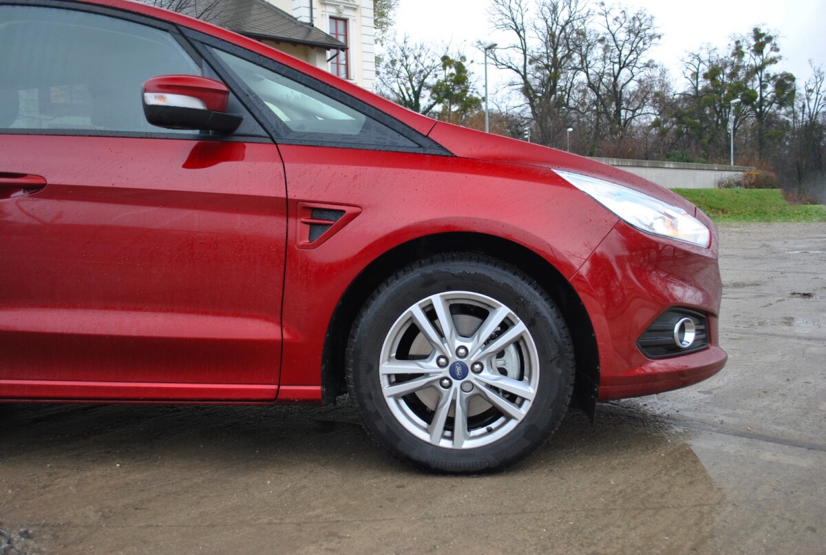 Ford S-Max