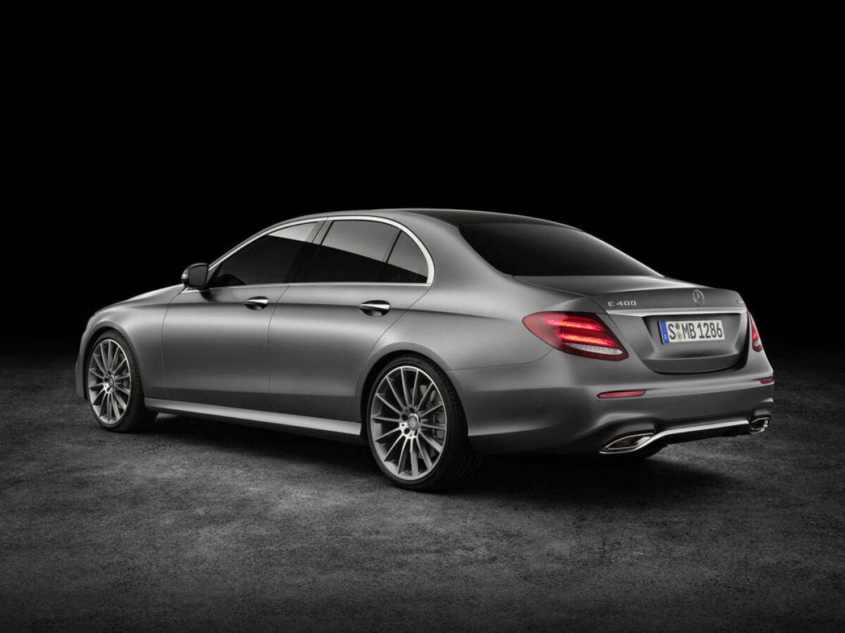 Mercedes-Benz E - 2016