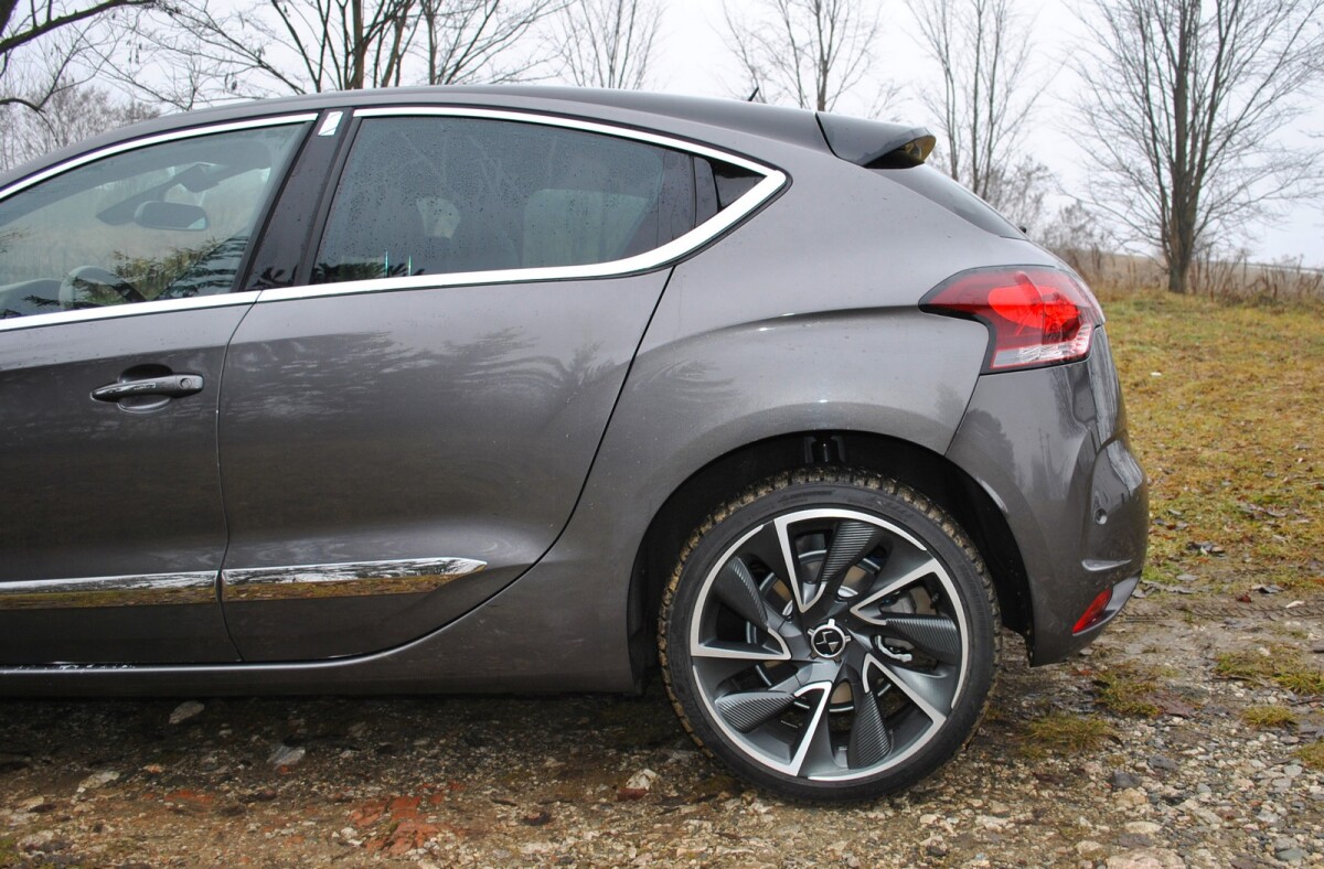 DS4