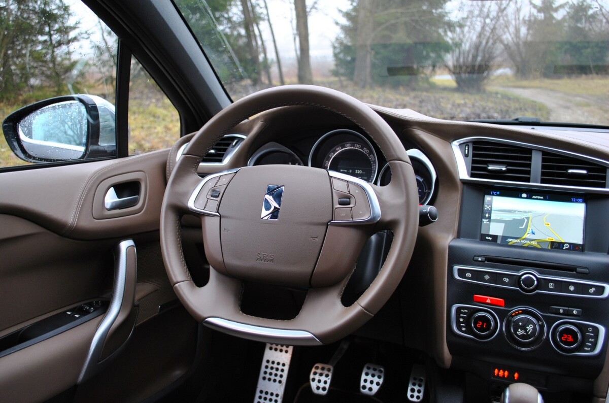 DS4