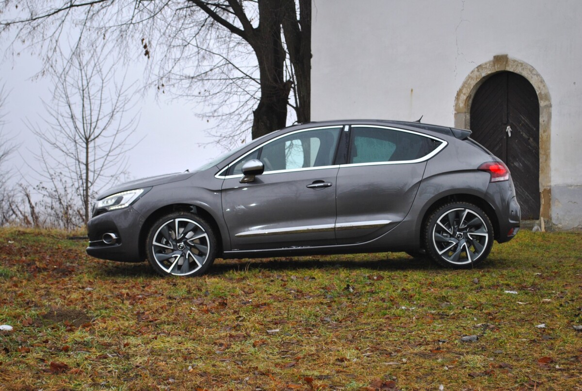 DS4