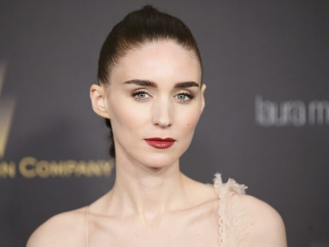 Rooney Mara - krása - líčenie - najlepšie looky Zlatých glóbusov