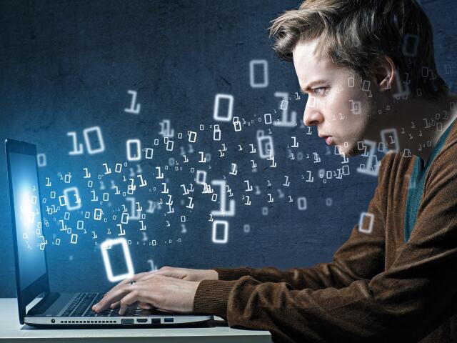 IT, počítač, virtuálny svet, informatik