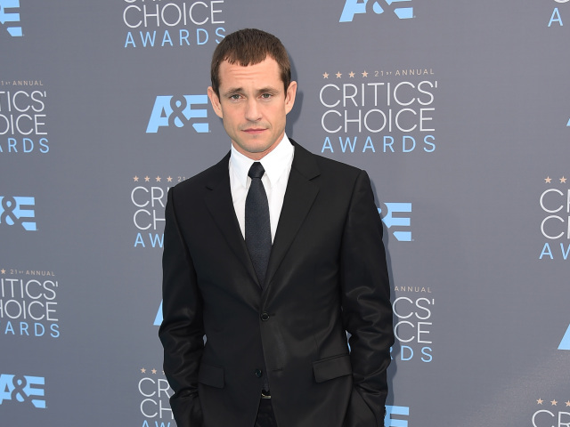 Herec Hugh Dancy.