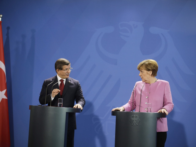 angela merkelová, merkelová, ahmet davutoglu, davutoglu