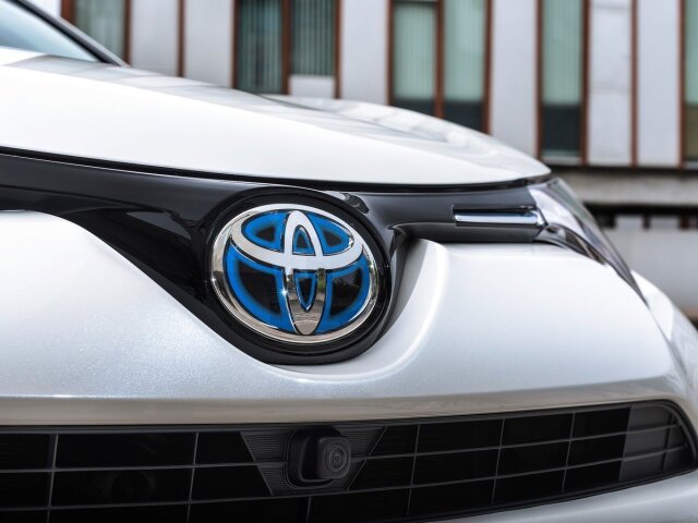 Toyota RAV4 Hybrid - 2016