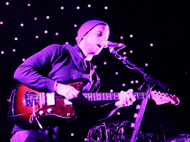 M83