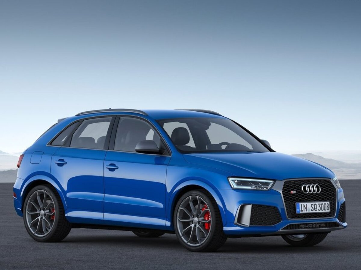 Audi RS Q3 performance - 2016