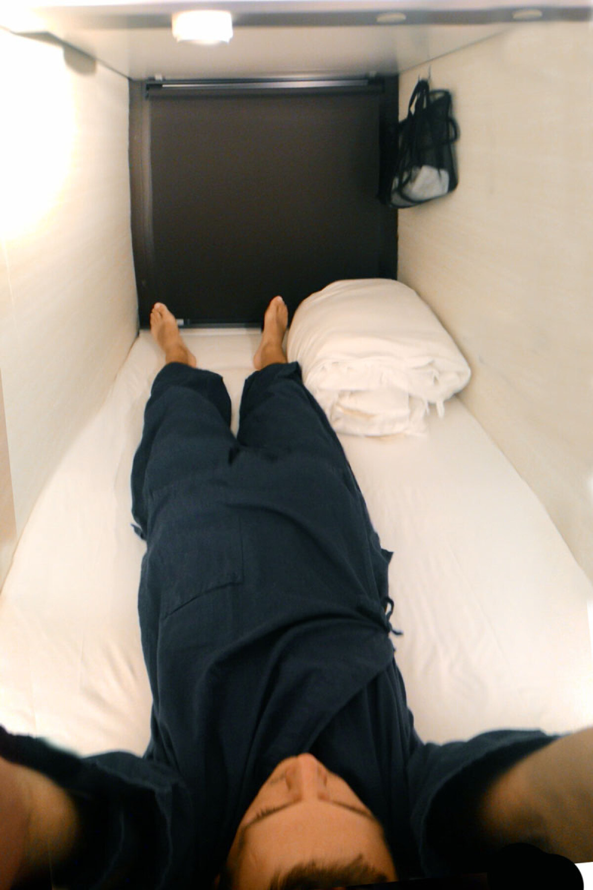 Tokio, Japonsko, kapsulový hotel