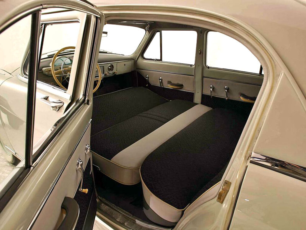 Volga GAZ-21