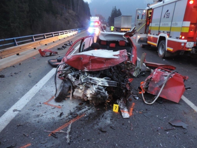 auto, nehoda, autonehoda, havária, dopravná nehoda,