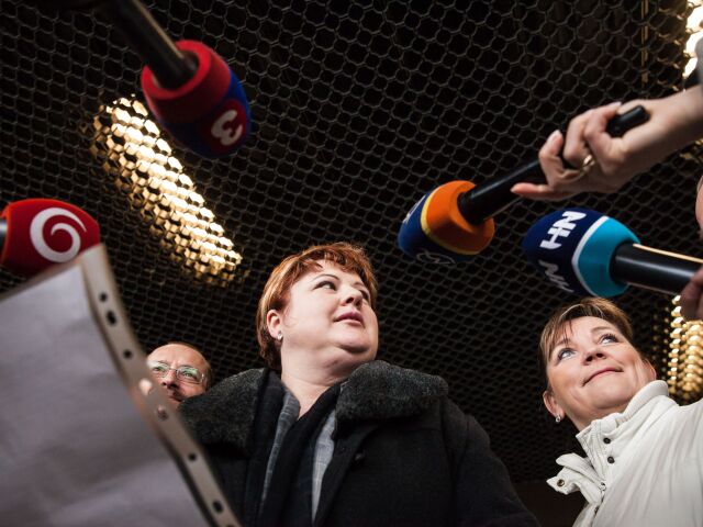 strajk, ucitelia, zdravotne sestry, lazorova, kavecka