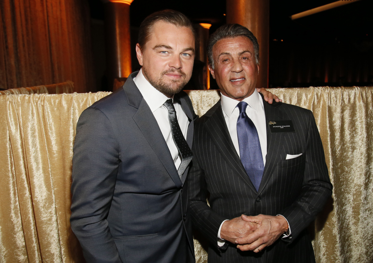 Herec Leonardo DiCaprio (vľavo) a jeho starší kolega Sylvester Stallone.