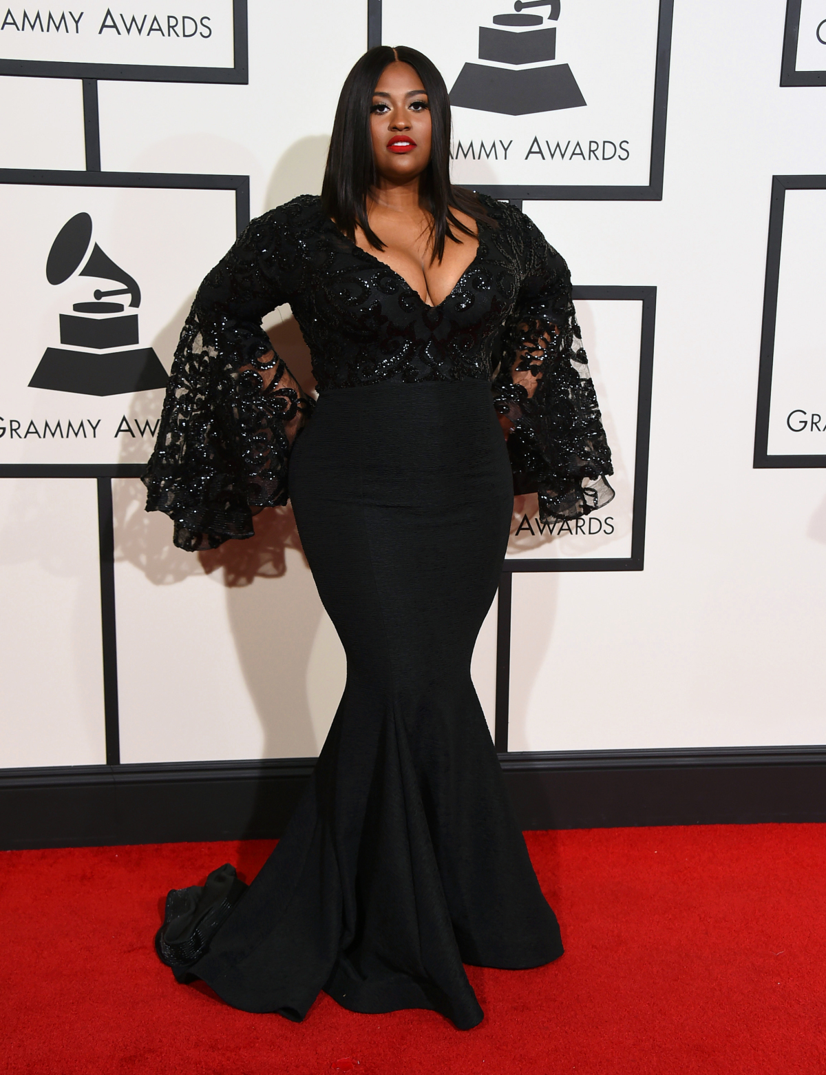 Speváčka Jazmine Sullivan.