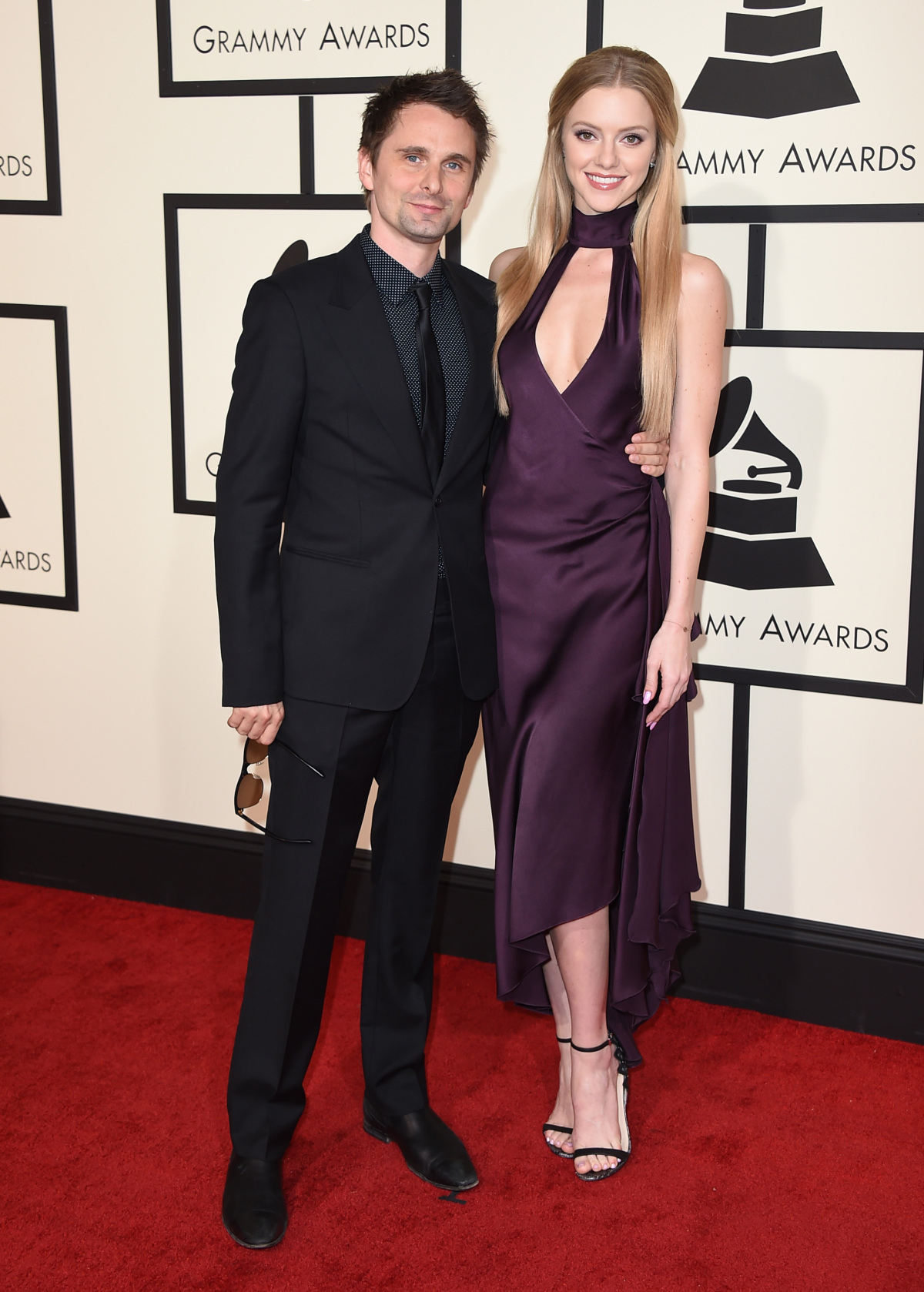 Spevák a hudobník Matt Bellamy a jeho priateľka Elle Evans.