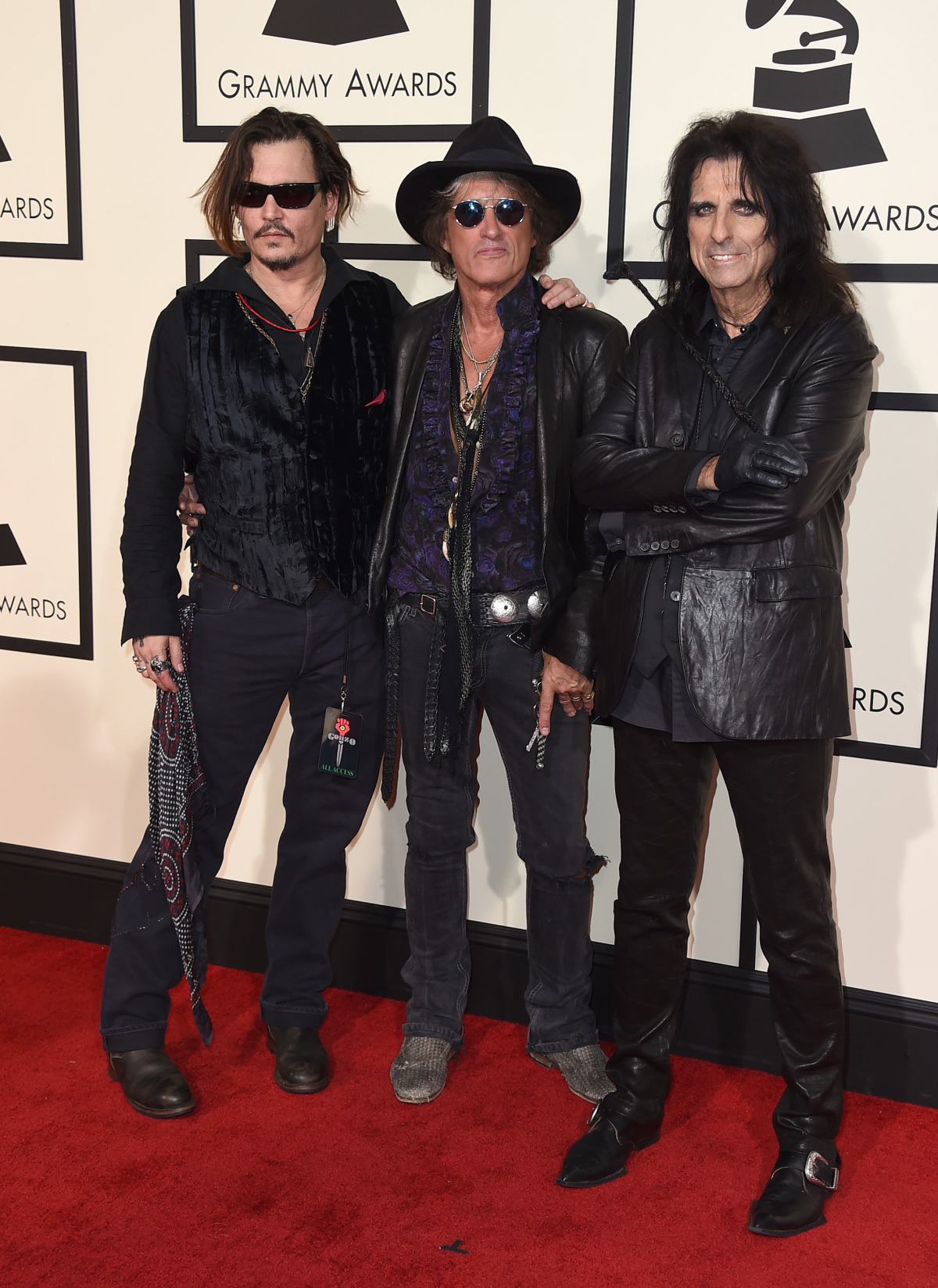 Zľava: Johnny Depp, Joe Perry, a Alice Cooper z formácie The Hollywood Vampires.