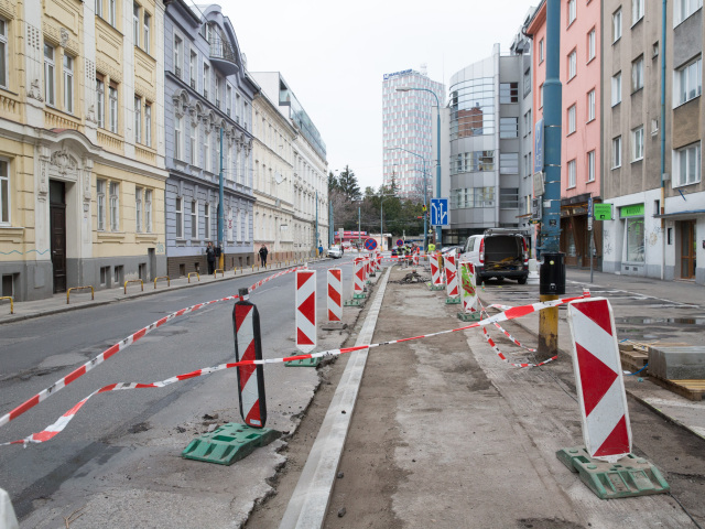 Dunajská ulica, Bratislava, cesta,