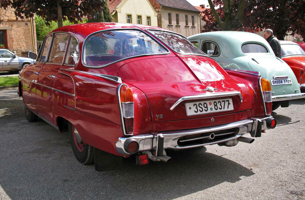 tatra 603 13