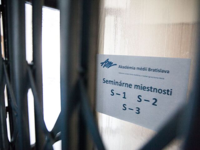akademia medii, zupne namestie 7 bratislava
