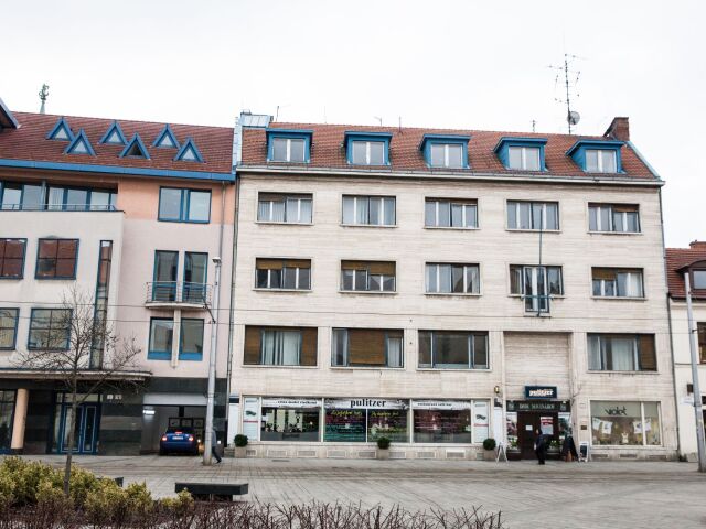akademia medii, zupne namestie 7 bratislava