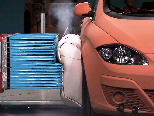 TRW - vonkajší bočný airbag