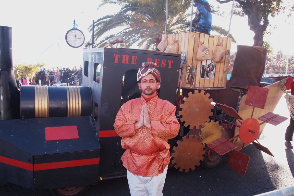 Nice, festival, karneval, masky, figuríny, figúry,