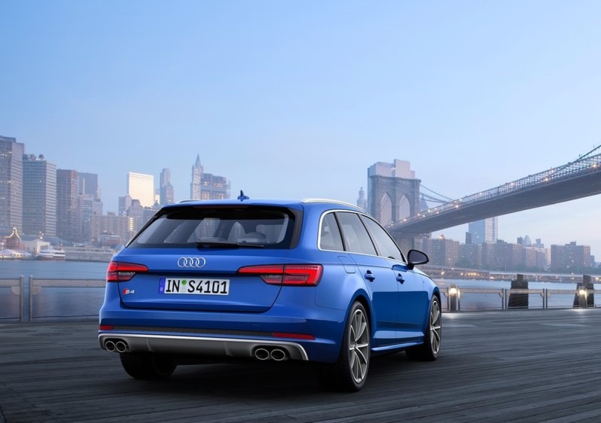 Audi-S4 Avant 2017 12