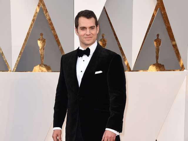 Herec Henry Cavill.