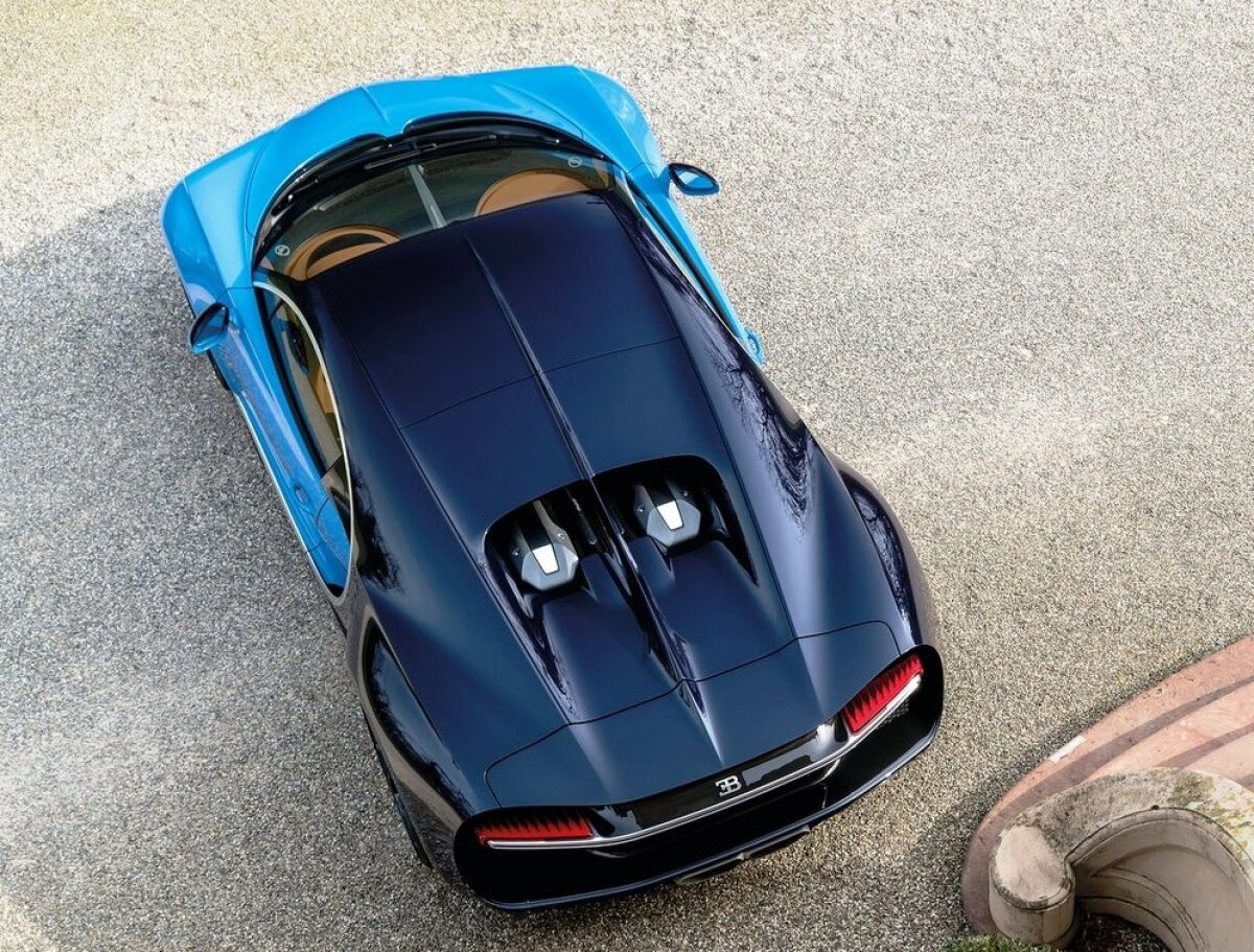 Bugatti Chiron - 2016