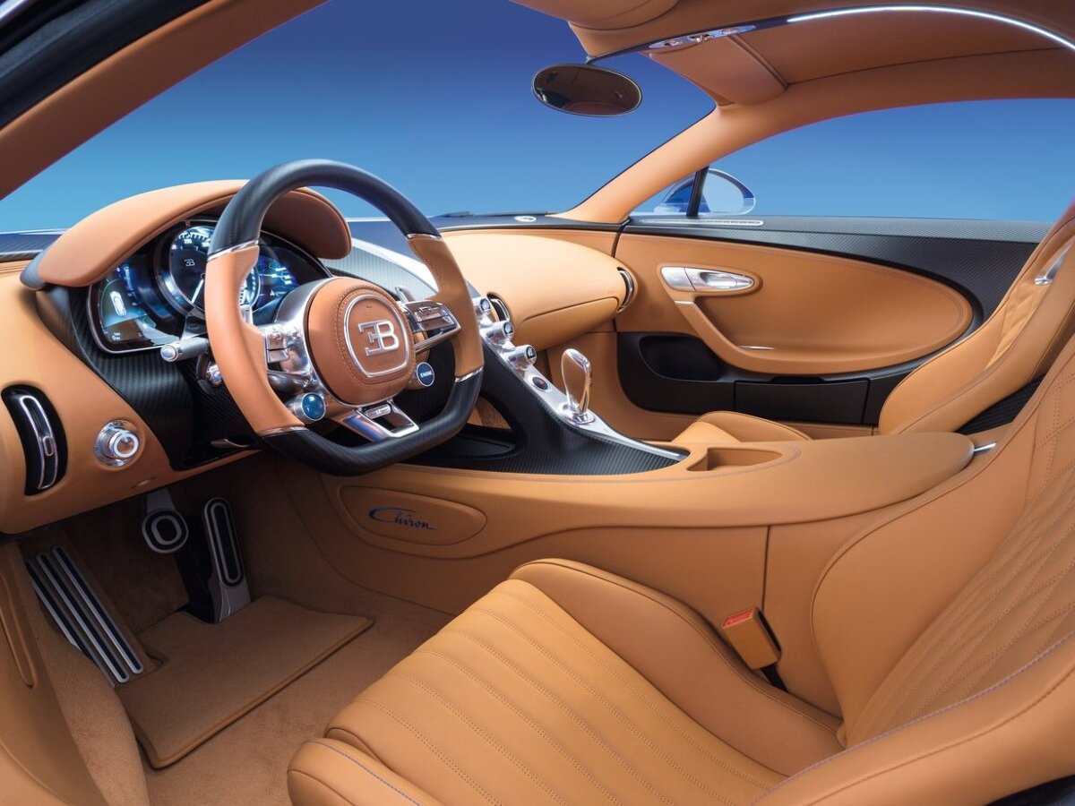Bugatti Chiron - 2016