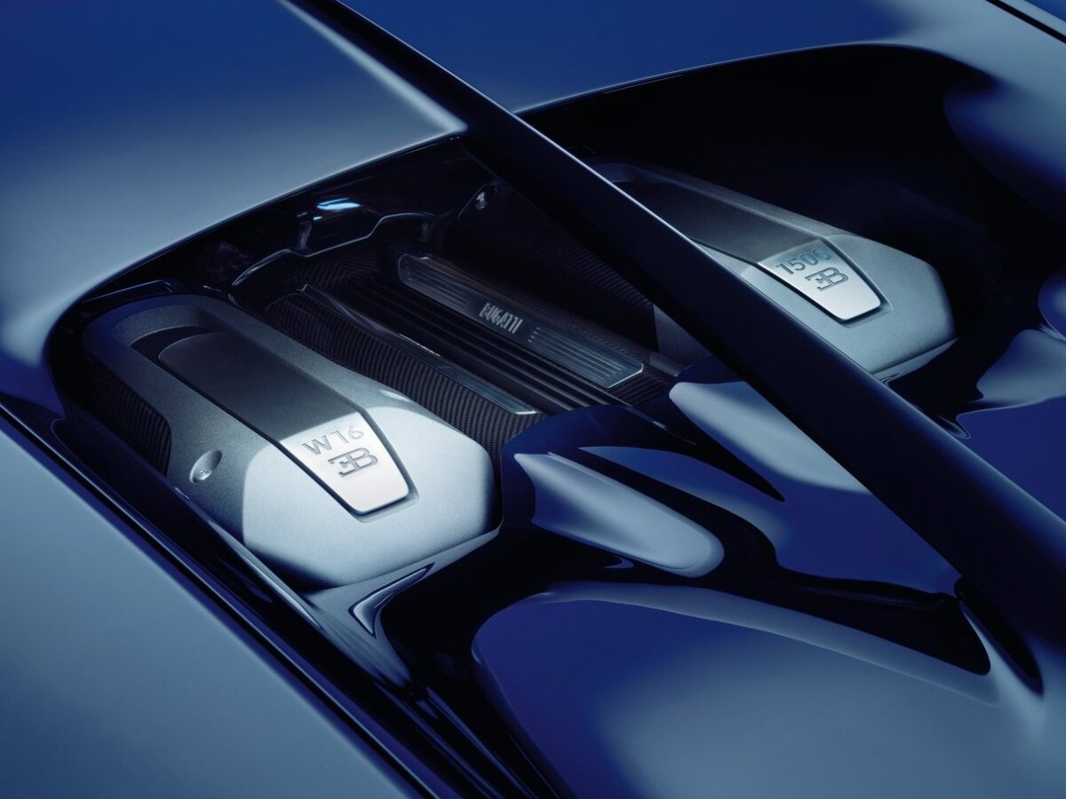 Bugatti Chiron - 2016