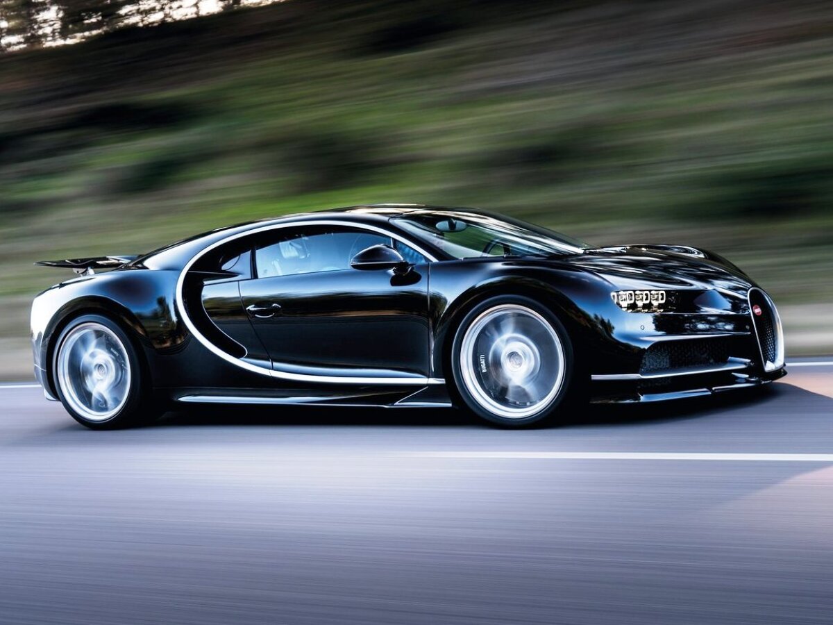 Bugatti Chiron - 2016